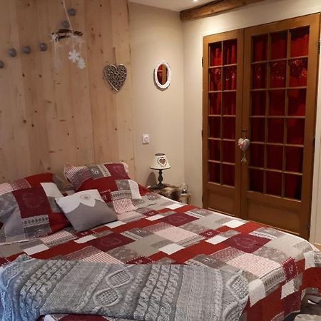 Chambres D Hotes Le Clos Des Vins D Anges Saint-Pierre-des-Champs Екстериор снимка